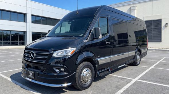 10 passenger sprinter van modesto