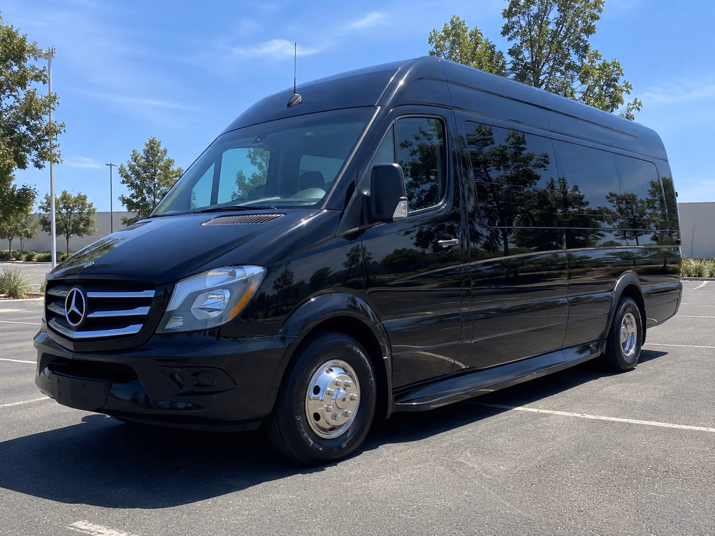 15 passenger sprinter van