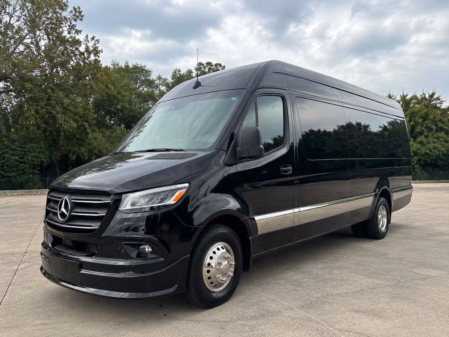 find the perfect transportation for your next wedding 3